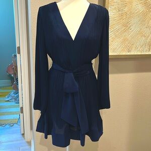 MILLY Liv navy solid pleat dress, Size 8, NWT